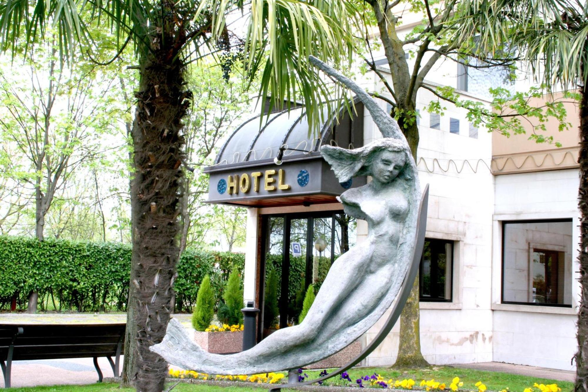 Hotel Garden Noale Exterior foto