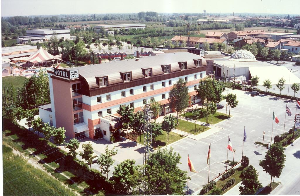 Hotel Garden Noale Exterior foto